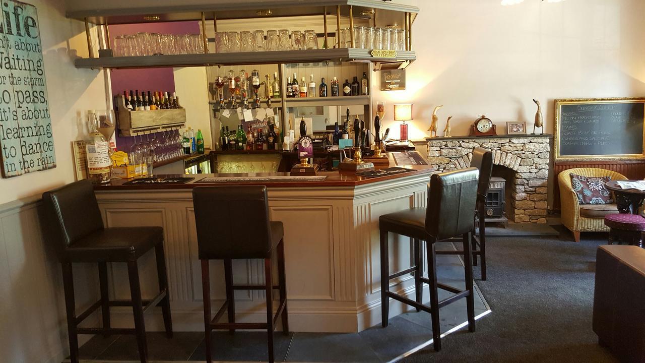 The Ship Inn Bardsea ภายนอก รูปภาพ